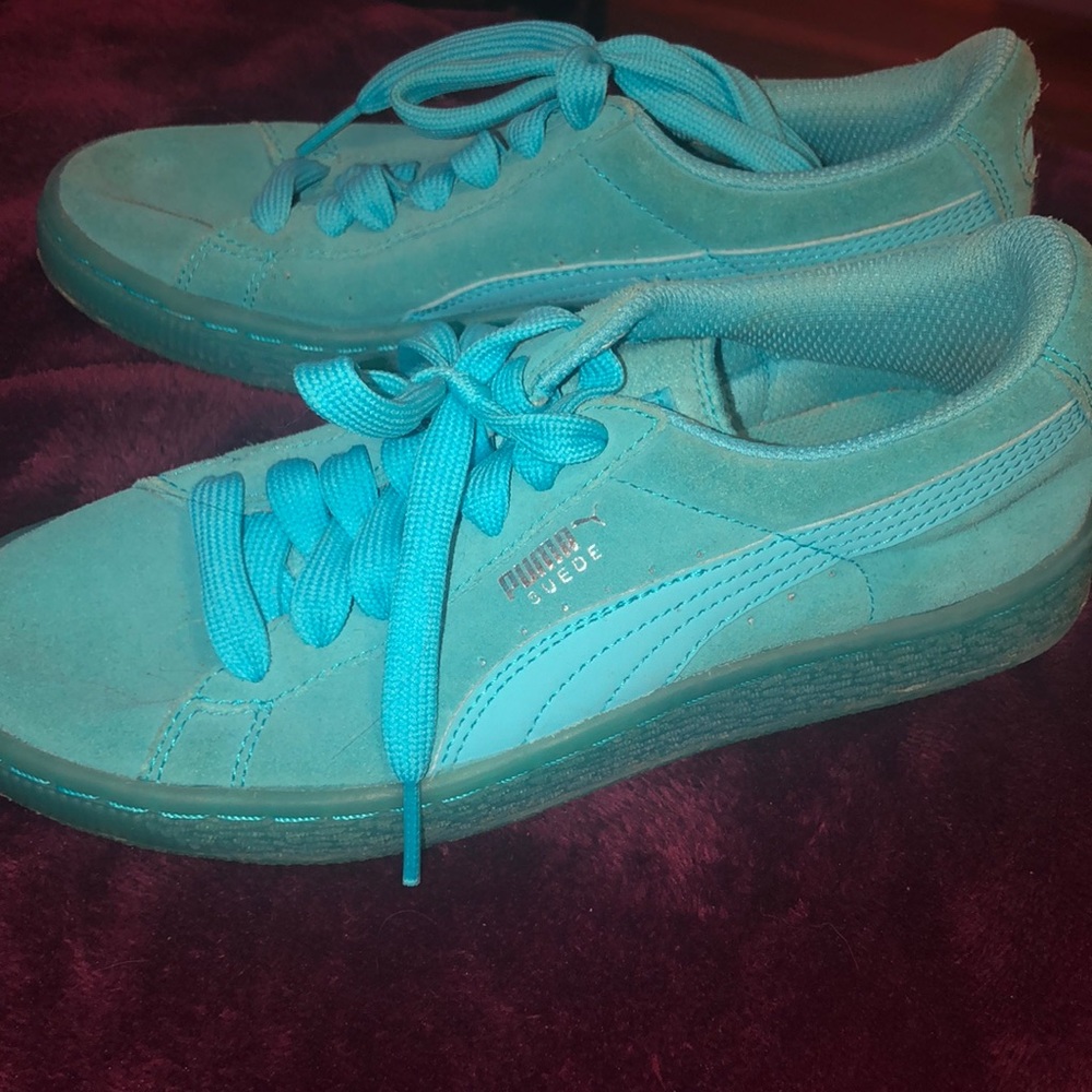 Blue Puma suede shoes